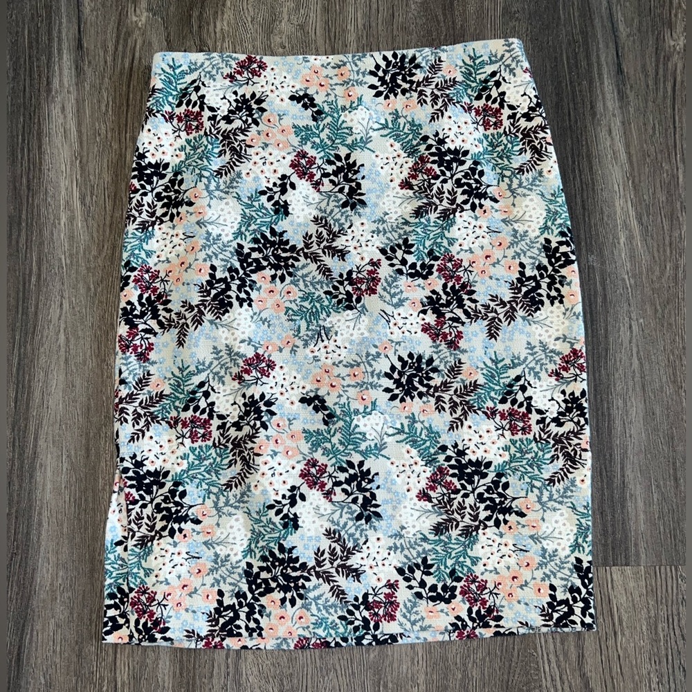 Floral Loft Outlet Pencil Skirt